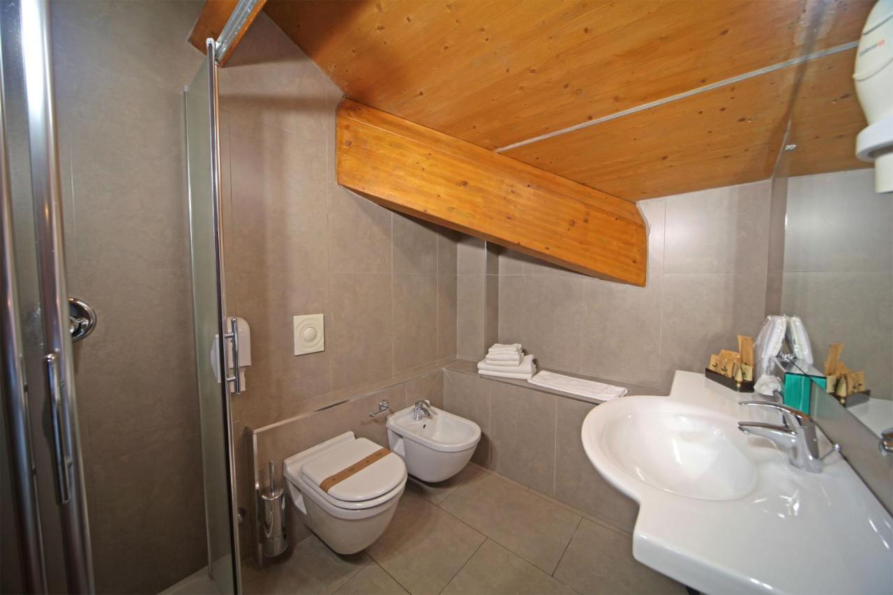 Hotel Smeraldo Sirmione Zewnętrze zdjęcie